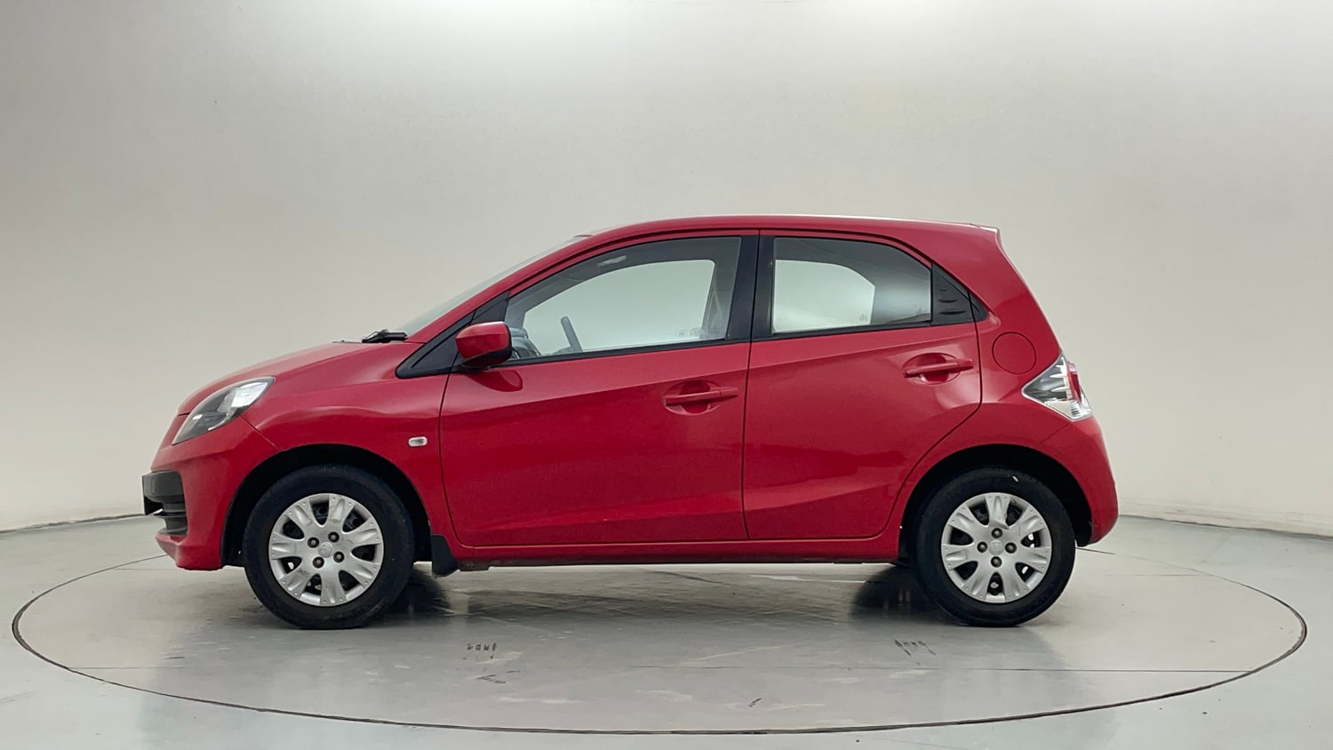 Used 2014 Honda Brio S MT Petrol Manual exterior LEFT SIDE VIEW