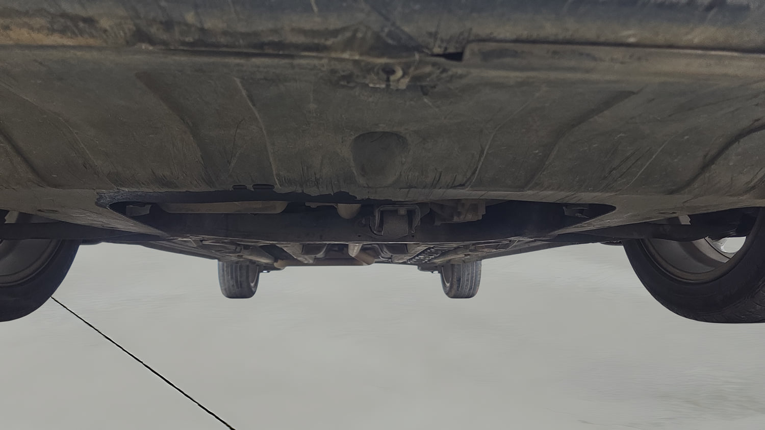Used 2017 Hyundai Elite i20 Asta 1.4 CRDI Diesel Manual extra FRONT LEFT UNDERBODY VIEW
