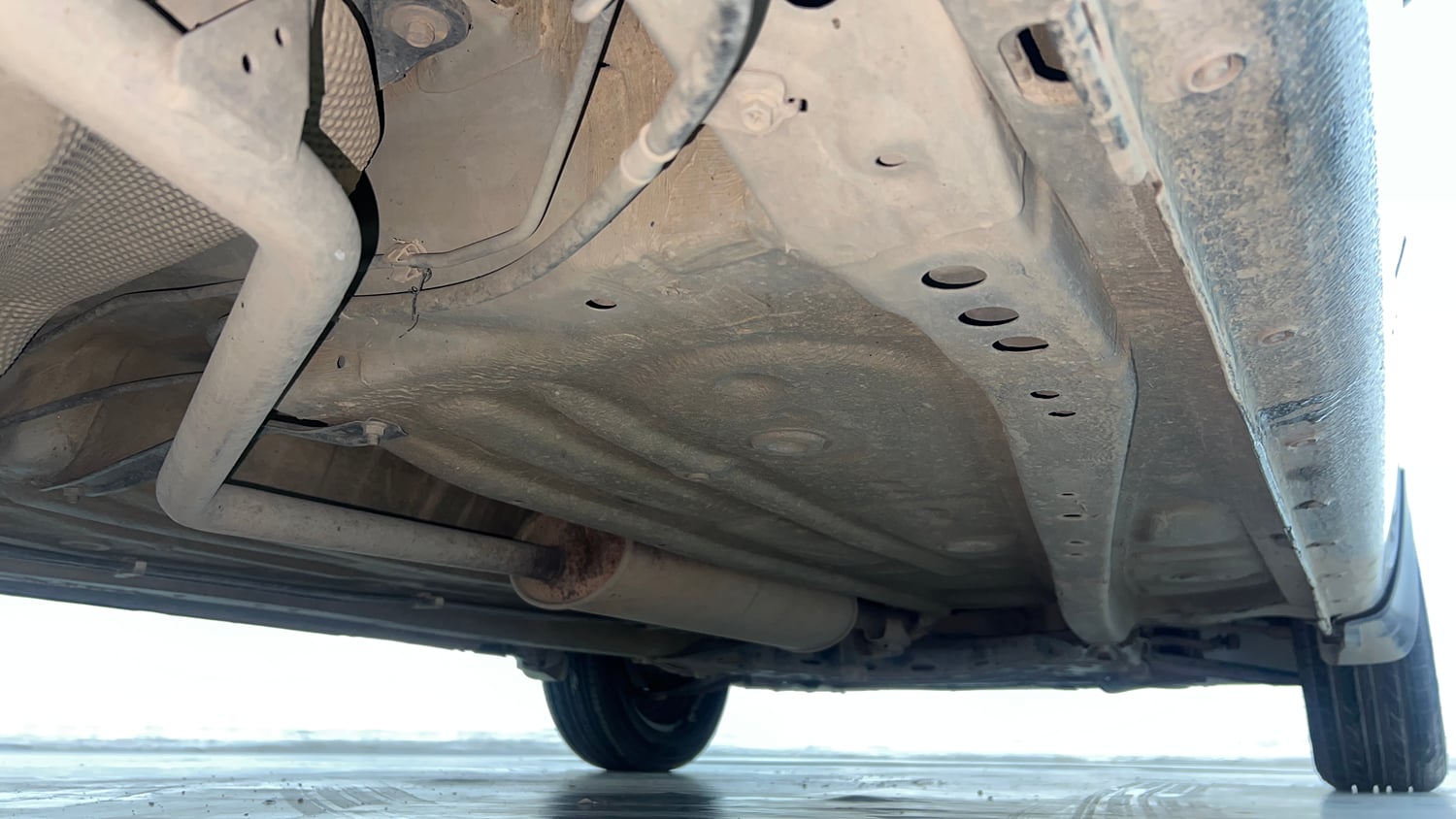 Used 2018 Maruti Suzuki Ignis Delta 1.2 AMT Petrol Automatic extra REAR RIGHT UNDERBODY VIEW