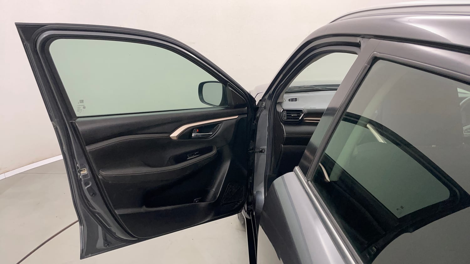 Used 2023 Maruti Suzuki Grand Vitara Zeta Plus Intelligent Hybrid eCVT Hybrid Automatic interior LEFT FRONT DOOR OPEN VIEW