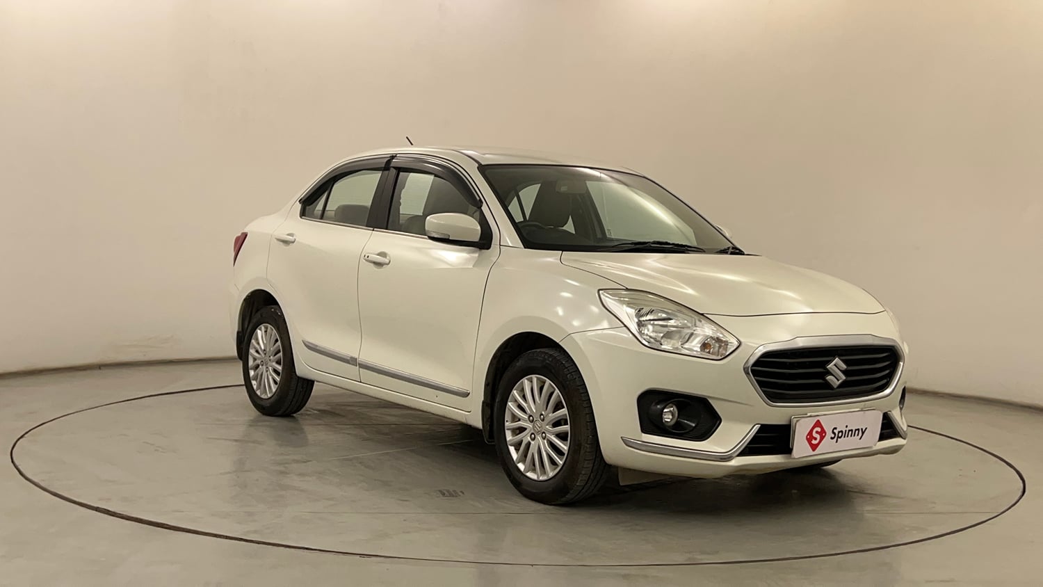 Used 2020 Maruti Suzuki Dzire ZXi AMT Petrol Automatic exterior RIGHT FRONT CORNER VIEW
