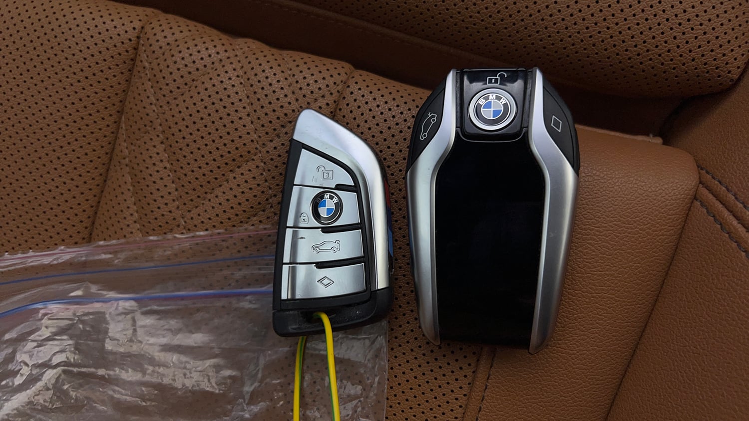 Used 2022 BMW 5 Series Carbon Edition Petrol Automatic extra CAR KEY VIEW