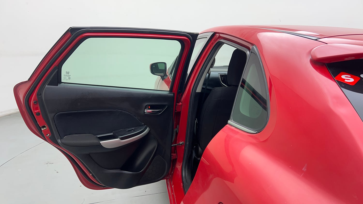 Used 2016 Maruti Suzuki Baleno Zeta 1.2 Petrol Manual interior LEFT REAR DOOR OPEN VIEW