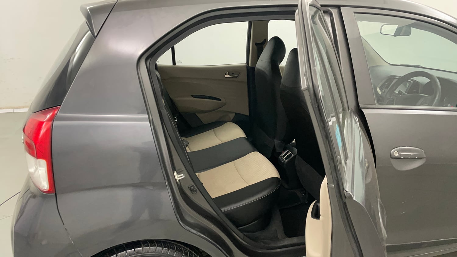 Used 2019 Hyundai Santro Sportz Petrol+CNG (Outside Fitted) Cng Manual interior RIGHT SIDE REAR DOOR CABIN VIEW