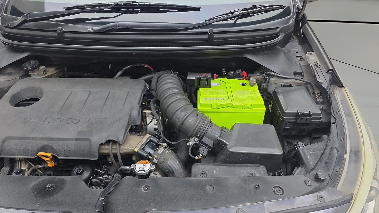 Used 2017 Hyundai Elite i20 Asta 1.4 CRDI Diesel Manual engine ENGINE LEFT SIDE VIEW