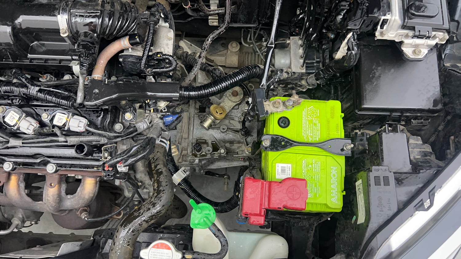 Used 2022 Maruti Suzuki Ignis Zeta 1.2 MT Petrol Manual engine ENGINE LEFT SIDE VIEW