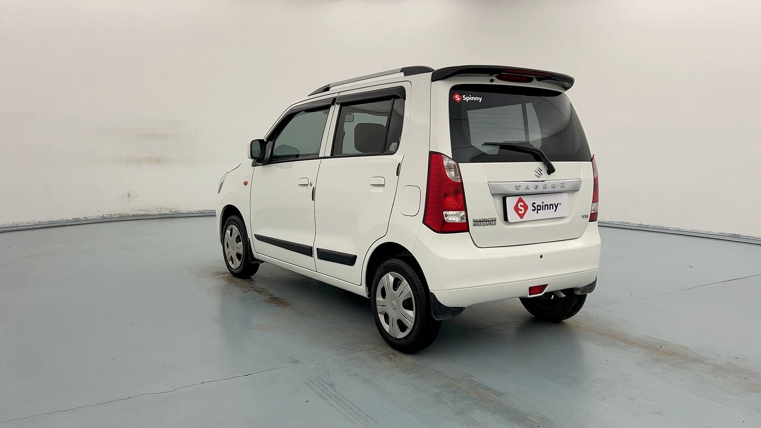 Used 2016 Maruti Suzuki Wagon R VXI Petrol Manual exterior LEFT REAR CORNER VIEW