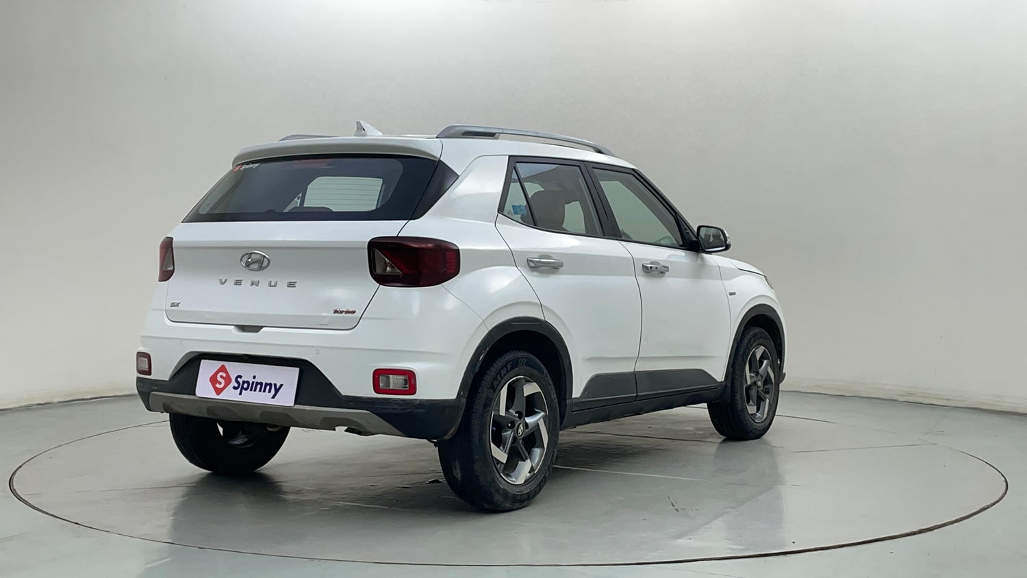 Used 2021 Hyundai Venue SX Plus 1.0 Turbo DCT Petrol Automatic exterior RIGHT REAR CORNER VIEW