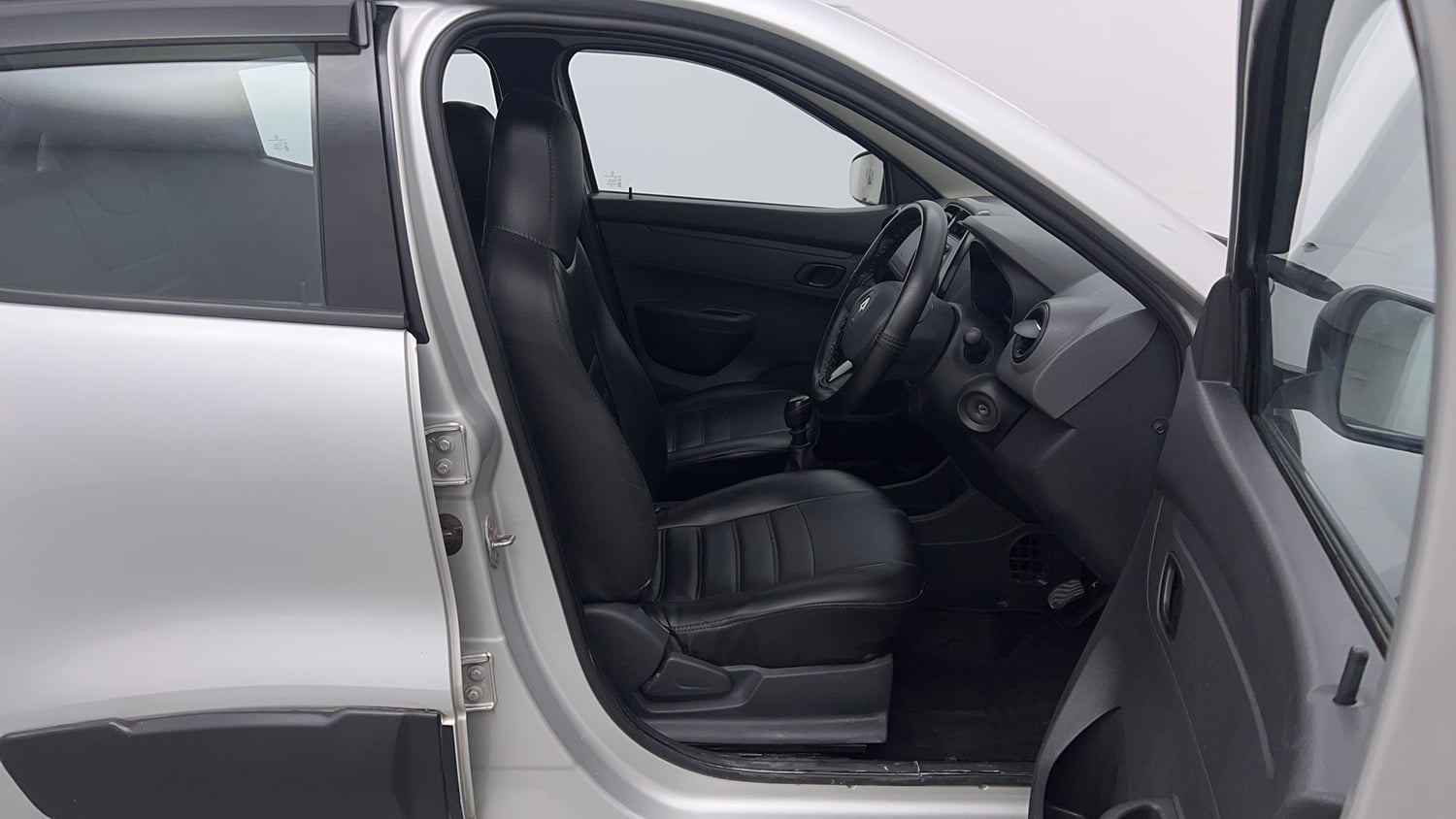Used 2016 Renault Kwid RXT Petrol Manual interior RIGHT SIDE FRONT DOOR CABIN VIEW