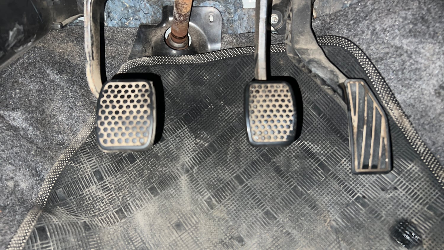 Used 2019 Maruti Suzuki Alto 800 VXi Petrol Manual interior PEDALS VIEW