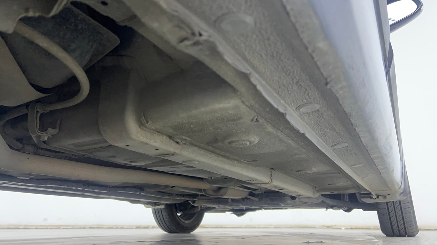 Used 2016 Hyundai Grand i10 Sportz 1.1 CRDi Diesel Manual extra REAR RIGHT UNDERBODY VIEW