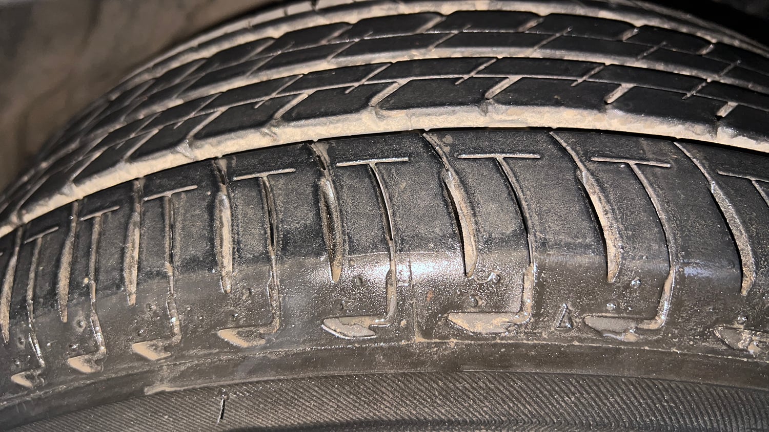 Used 2021 Honda City ZX CVT Petrol Petrol Automatic tyres RIGHT FRONT TYRE TREAD VIEW