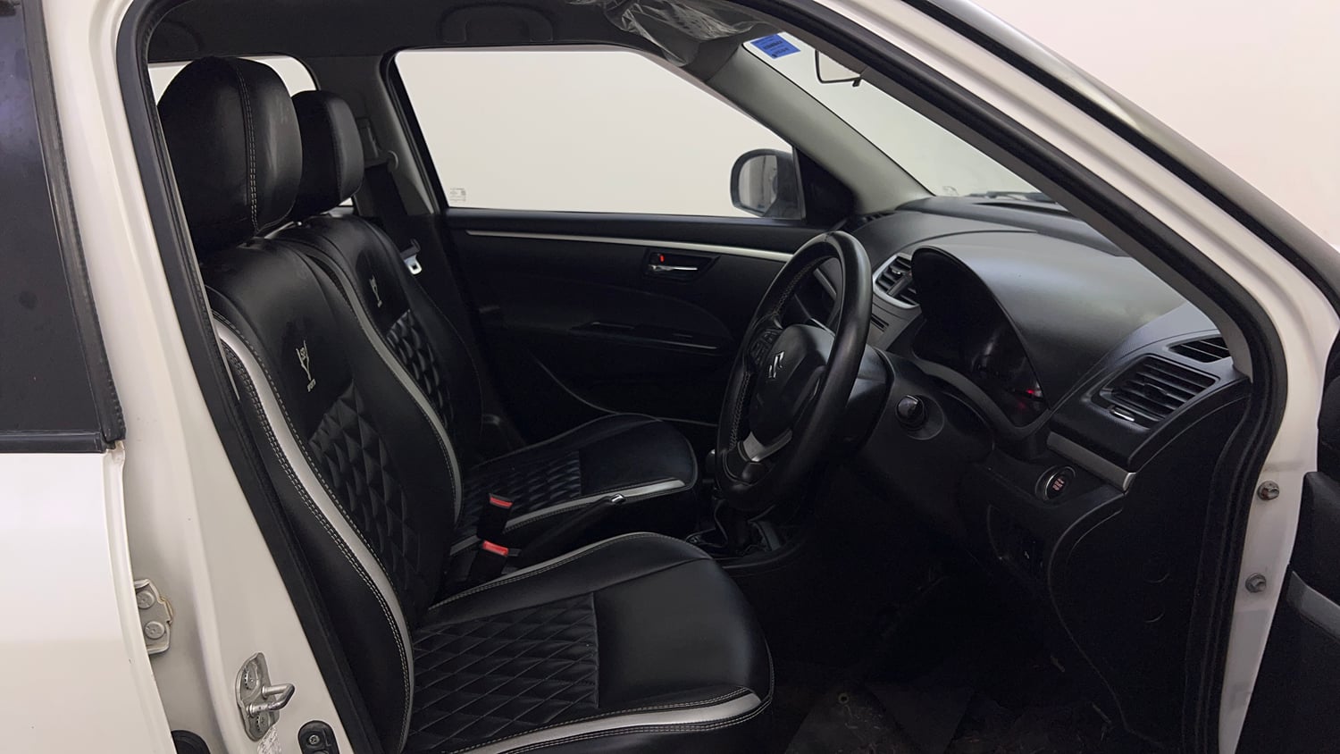 Used 2016 Maruti Suzuki Swift ZXi Petrol Manual interior RIGHT SIDE FRONT DOOR CABIN VIEW