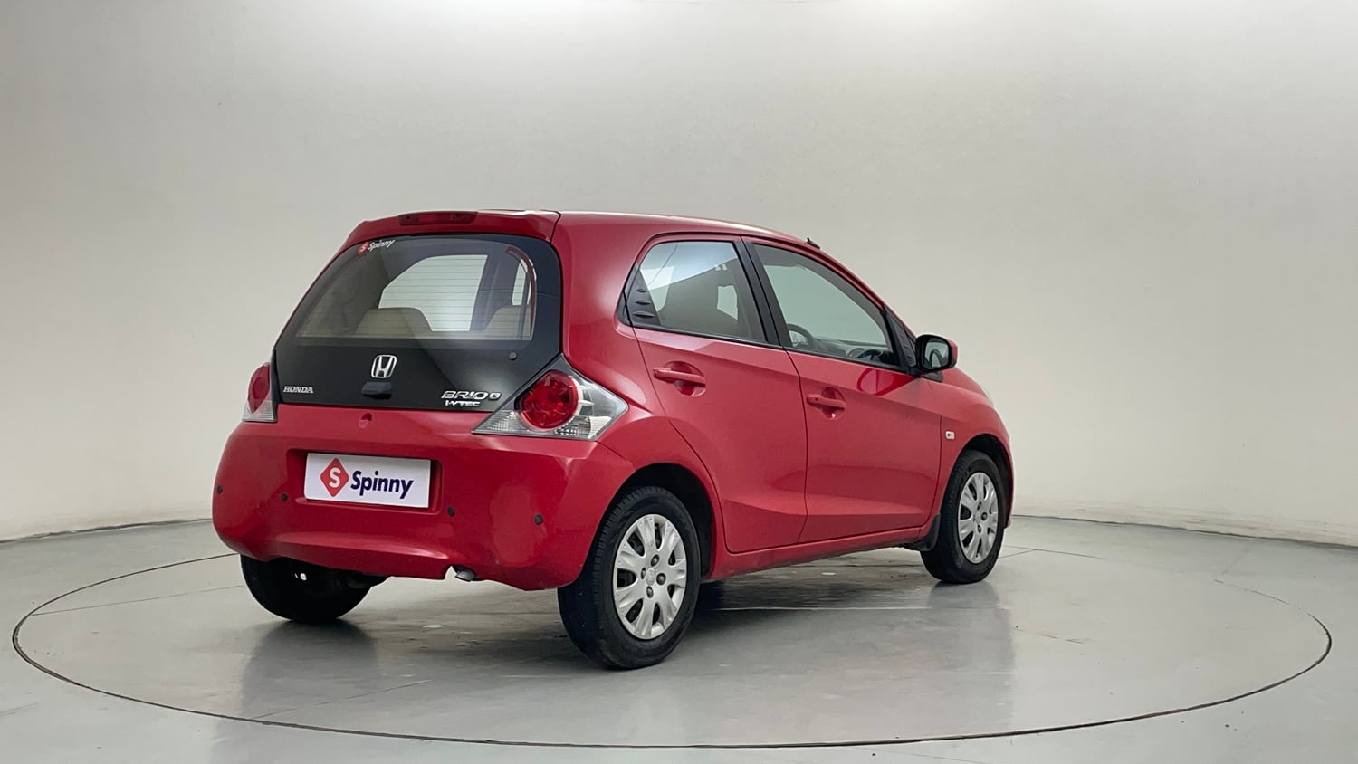 Used 2014 Honda Brio S MT Petrol Manual exterior RIGHT REAR CORNER VIEW