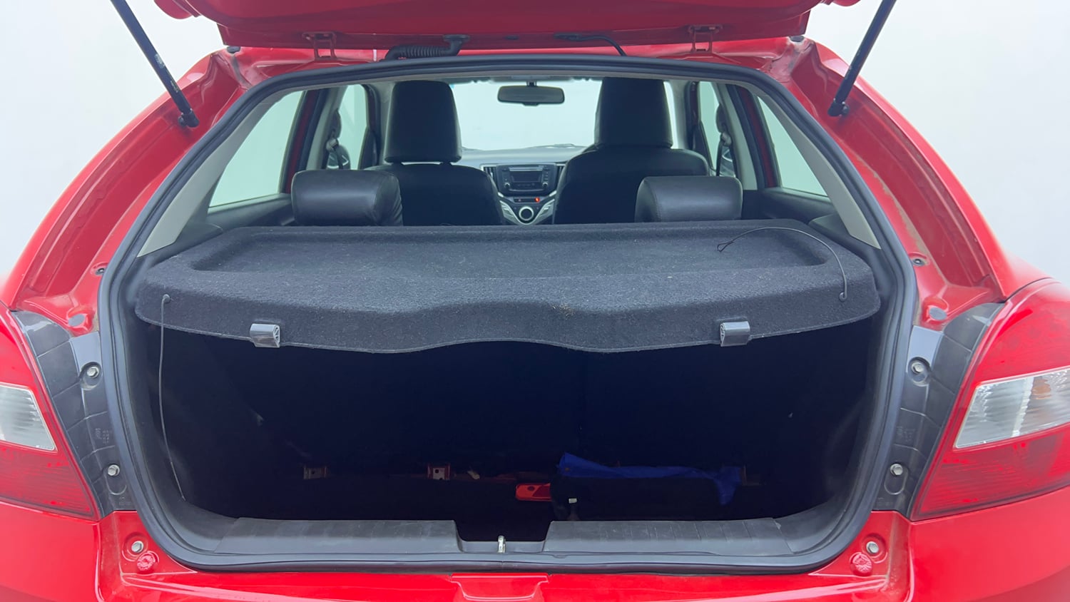 Used 2017 Maruti Suzuki Baleno Zeta 1.2 AT Petrol Automatic interior DICKY INSIDE VIEW