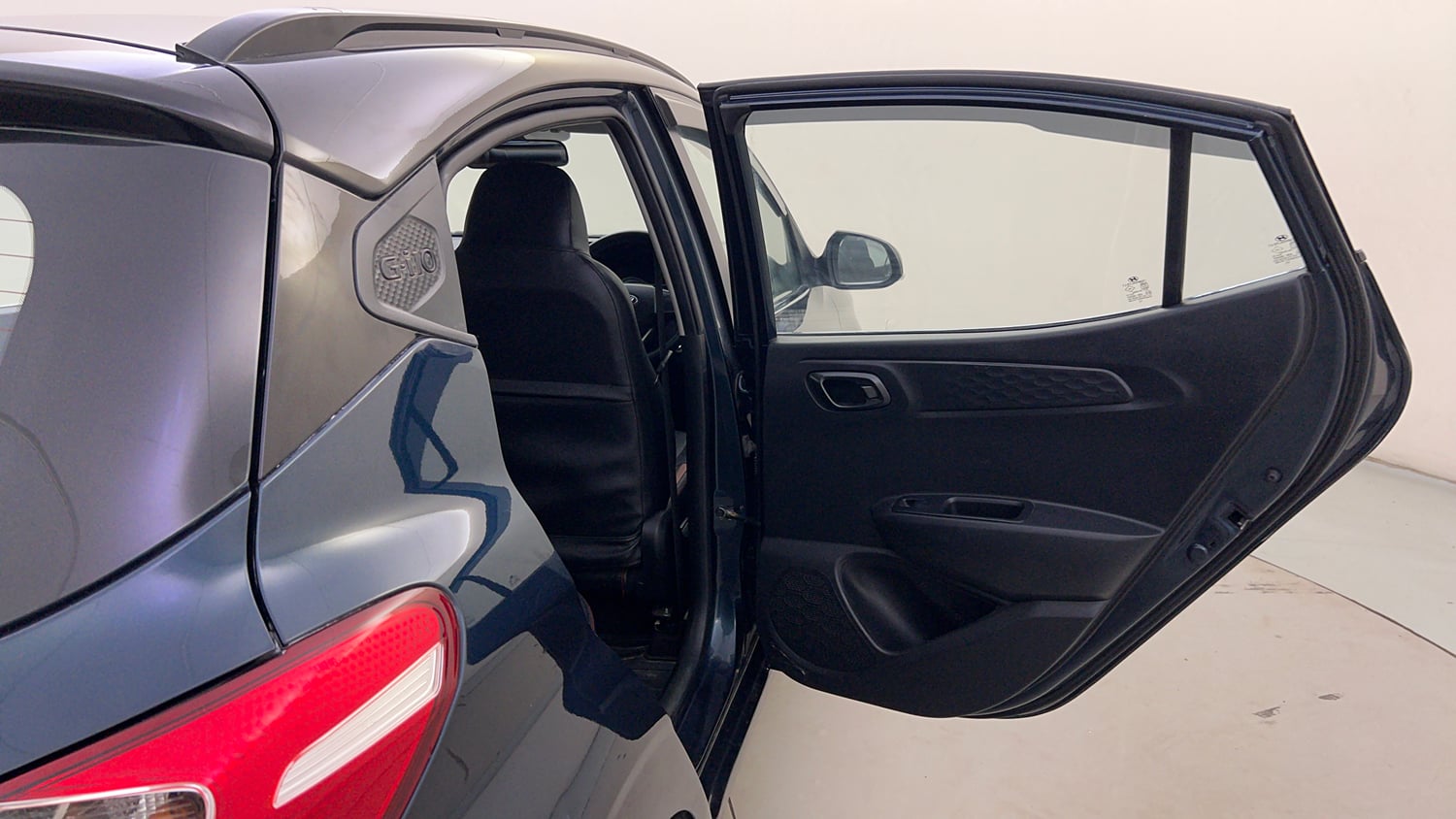 Used 2021 Hyundai Grand i10 Nios Sportz 1.2 Kappa VTVT Dual Tone Petrol Manual interior RIGHT REAR DOOR OPEN VIEW