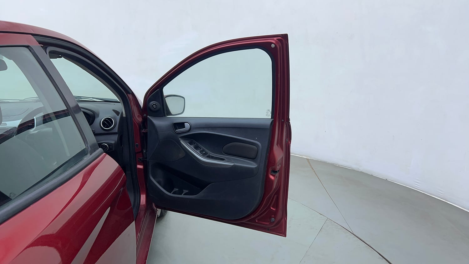 Used 2016 Ford Figo Titanium1.5 TDCi Diesel Manual interior RIGHT FRONT DOOR OPEN VIEW