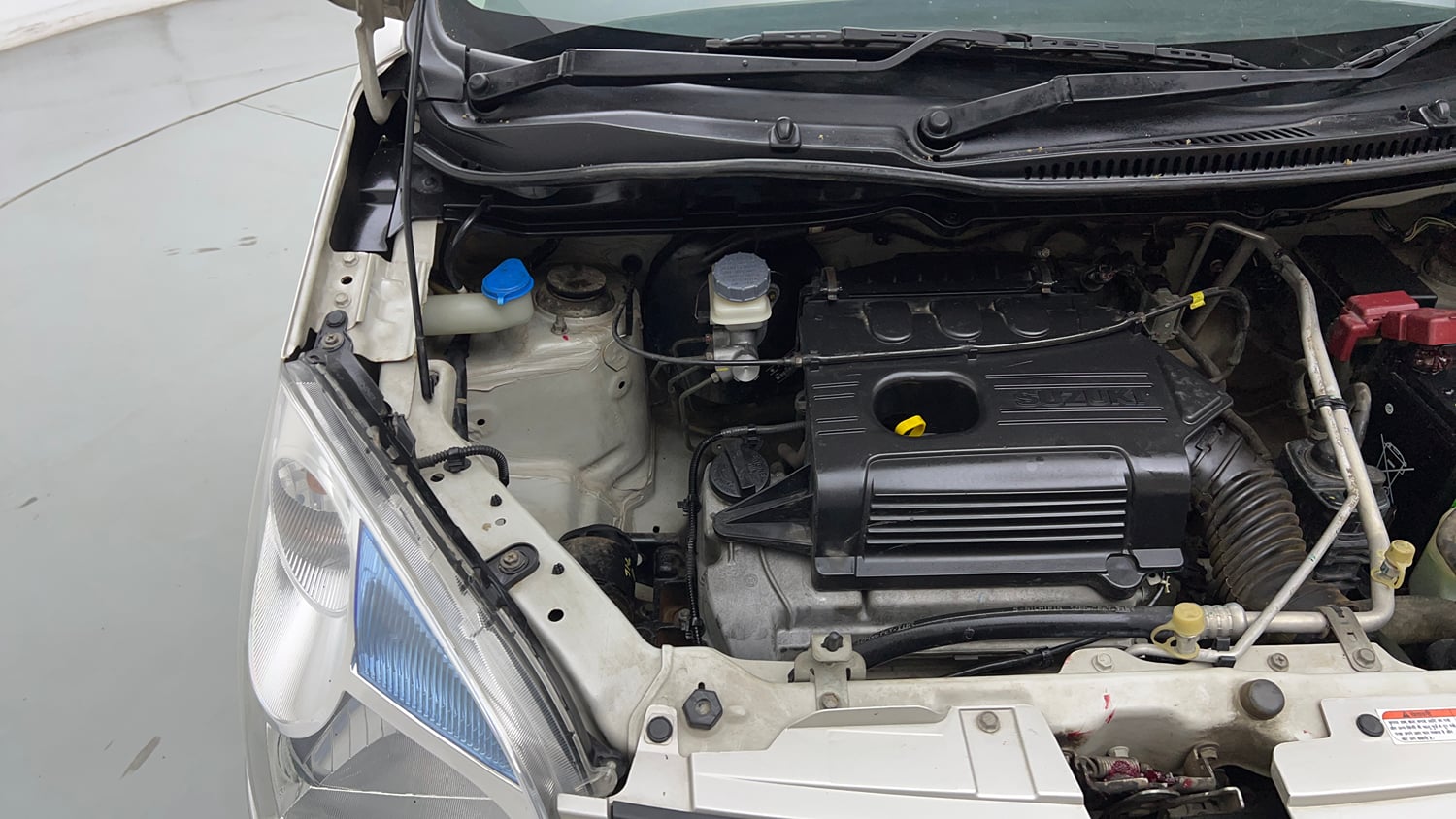 Used 2014 Maruti Suzuki Wagon R VXI Petrol Manual engine ENGINE RIGHT SIDE VIEW