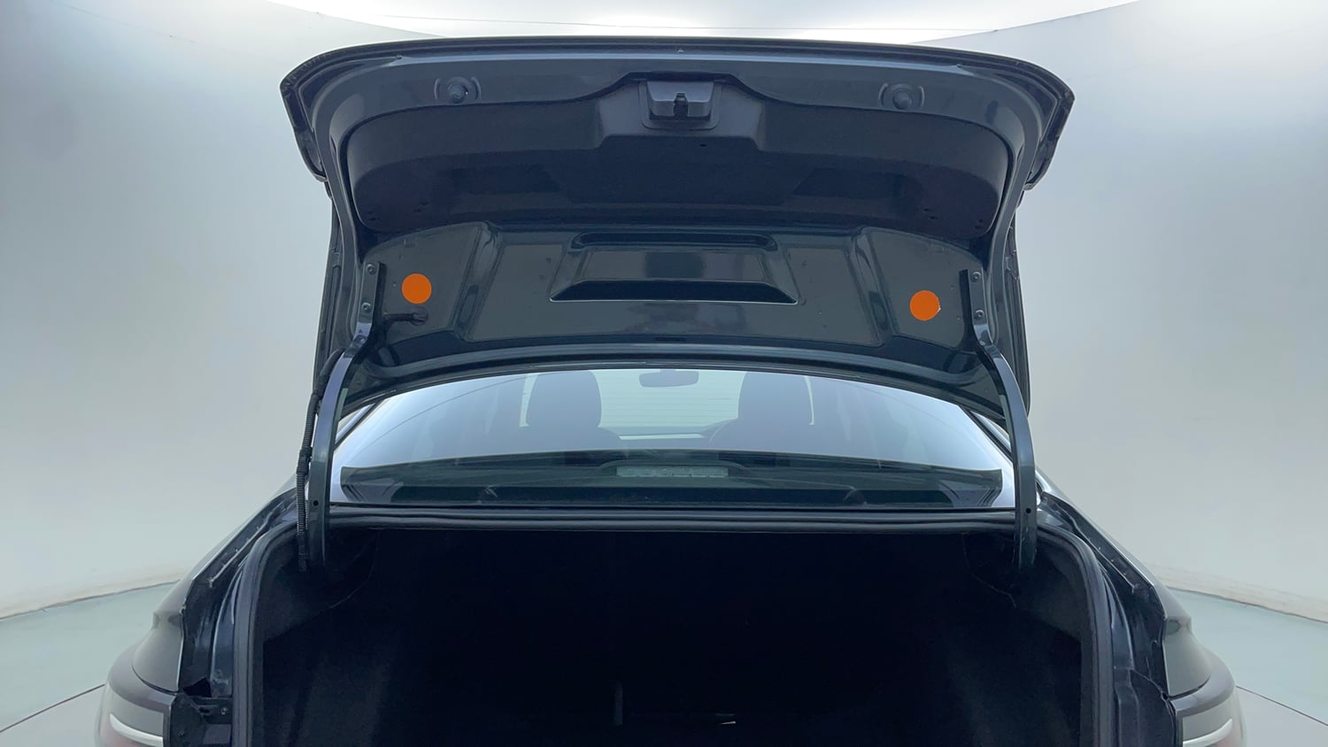 Used 2022 Volkswagen Virtus Topline 1.0 TSI AT Petrol Automatic interior DICKY DOOR OPEN VIEW