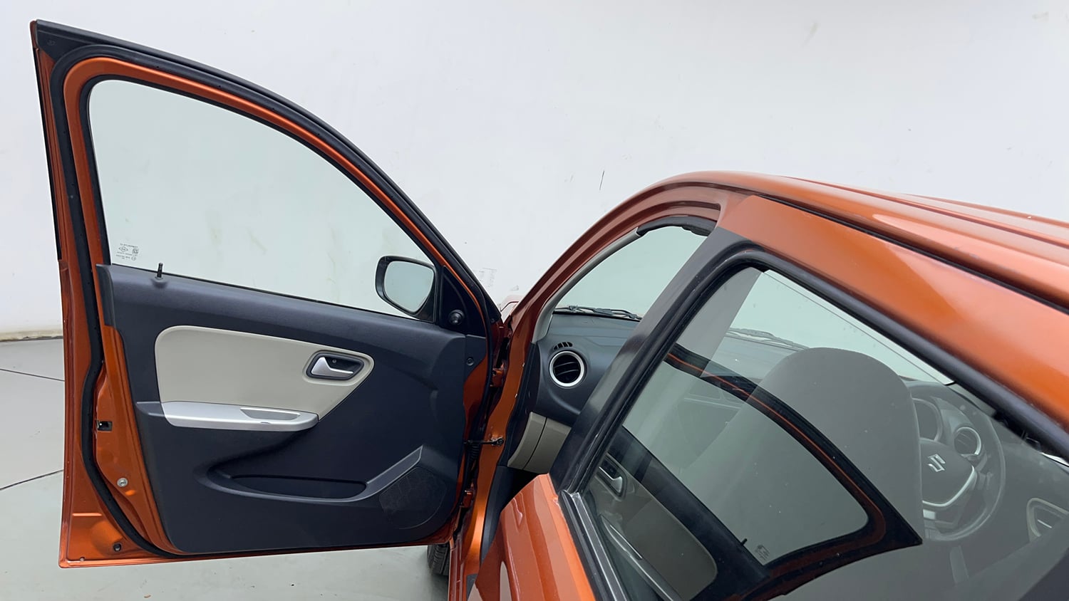 Used 2015 Maruti Suzuki Alto K10 VXi (O) Petrol Manual interior LEFT FRONT DOOR OPEN VIEW