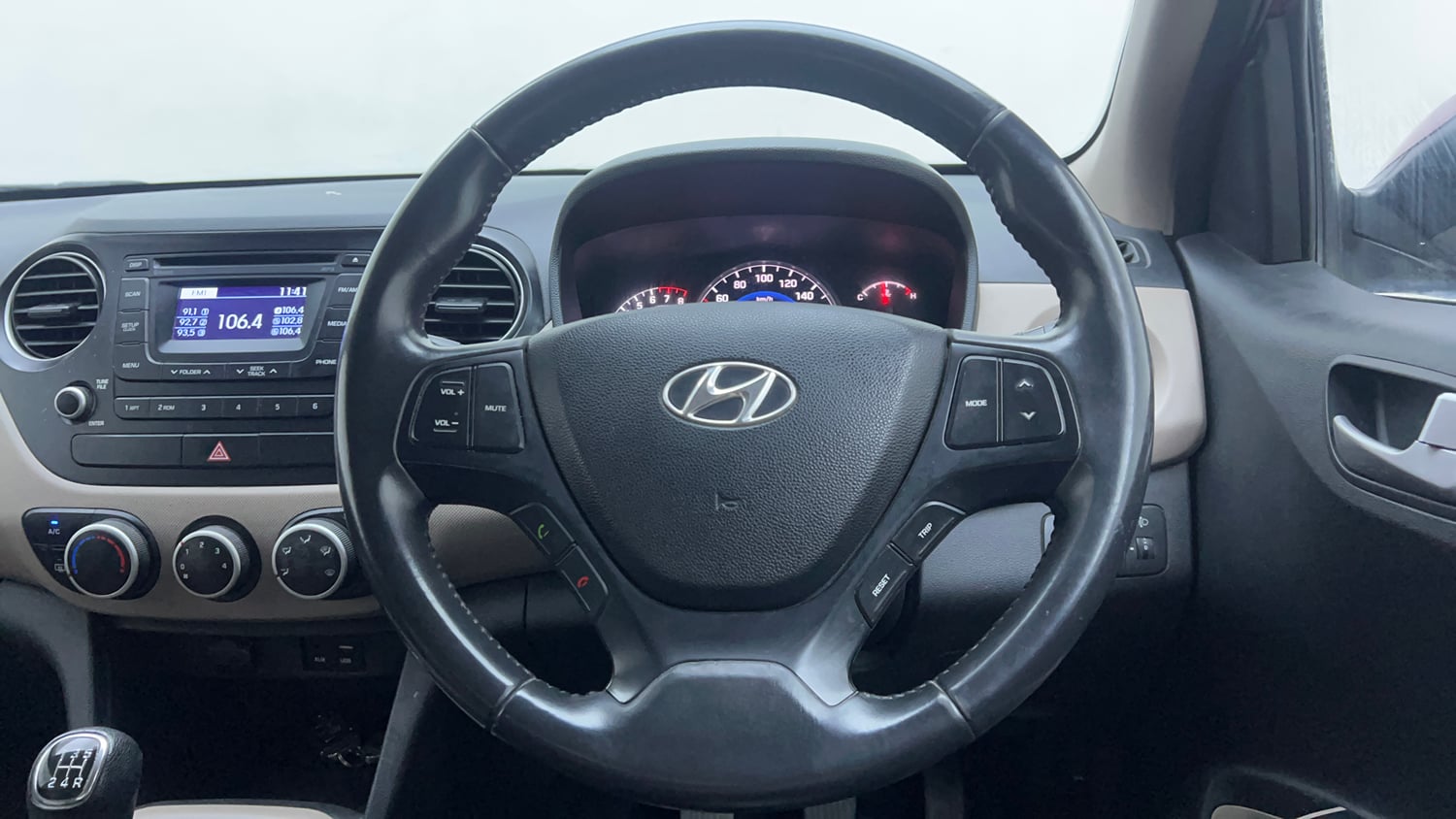Used 2016 Hyundai Grand i10 Asta 1.2 Kappa VTVT Petrol Manual interior STEERING VIEW