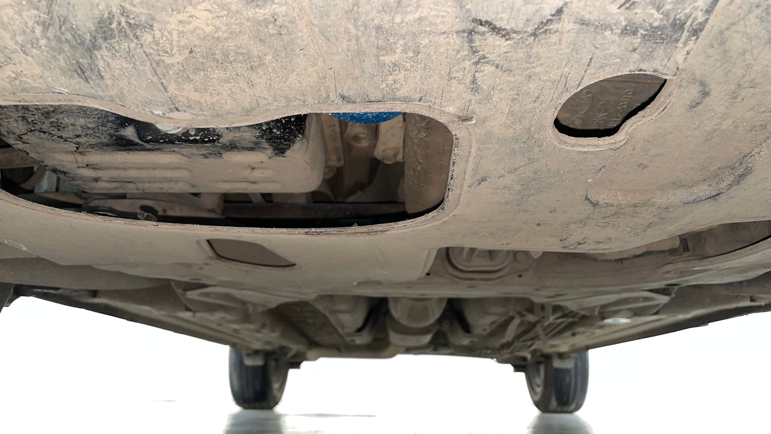 Used 2021 Hyundai Venue SX Plus 1.0 Turbo DCT Petrol Automatic extra FRONT LEFT UNDERBODY VIEW