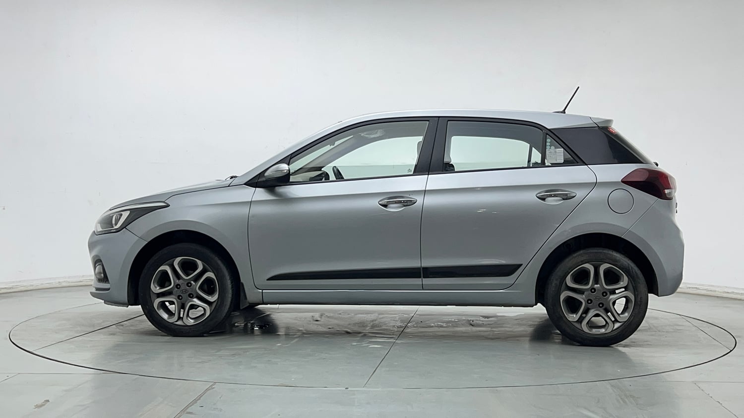 Used 2019 Hyundai Elite i20 Asta 1.2 (O) CVT Petrol Automatic exterior LEFT SIDE VIEW