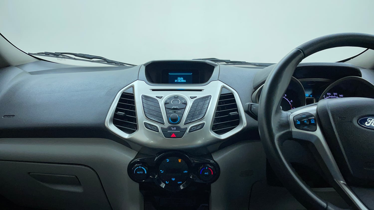 Used 2015 Ford EcoSport Titanium 1.5 Ti-VCT Petrol Manual interior MUSIC SYSTEM & AC CONTROL VIEW