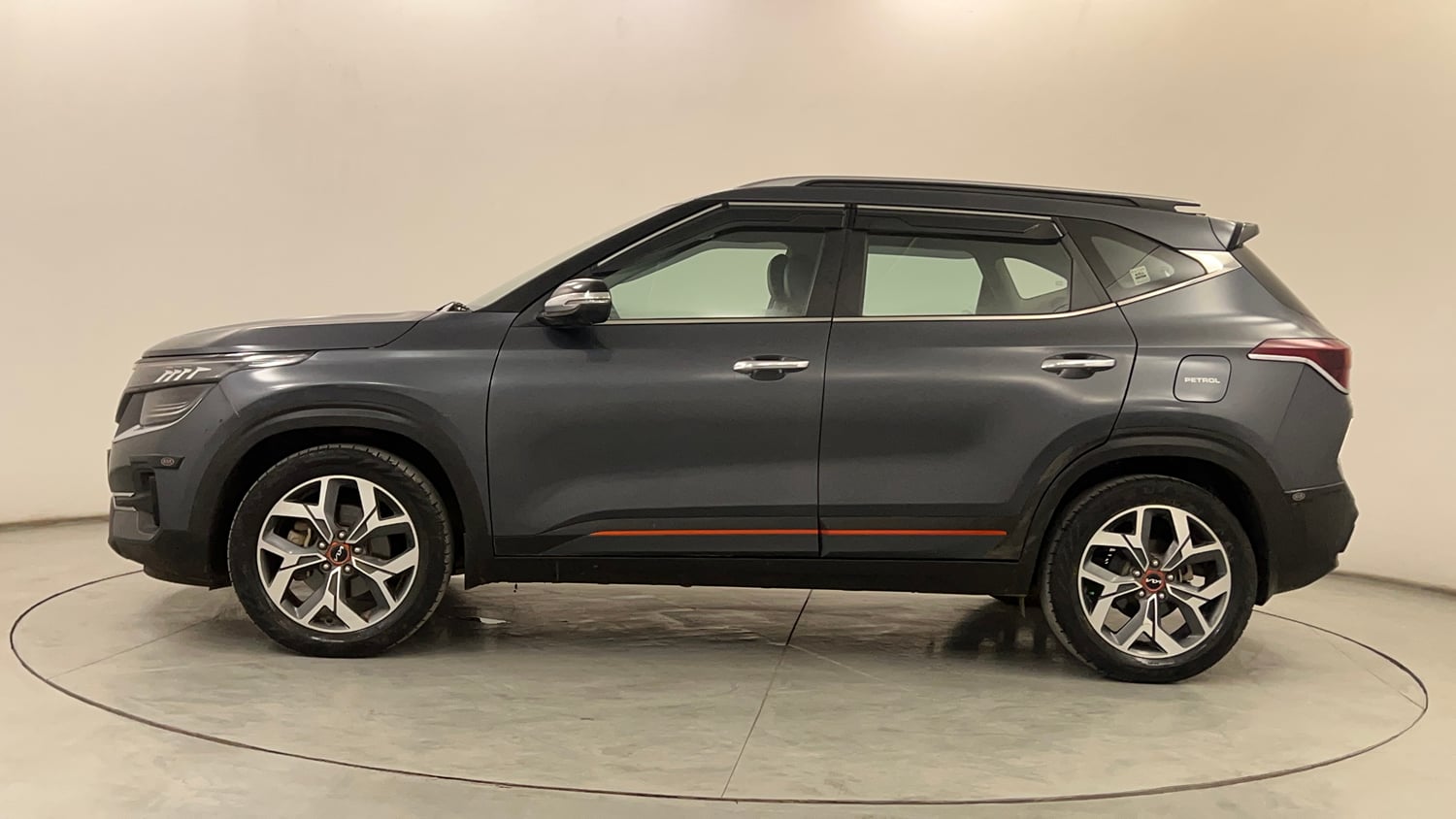 Used 2022 Kia Seltos X Line 1.4 DCT Petrol Automatic exterior LEFT SIDE VIEW