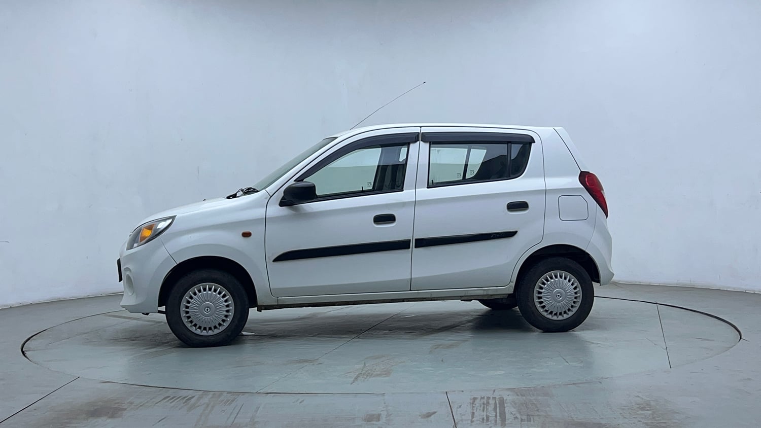 Used 2019 Maruti Suzuki Alto 800 VXi Petrol Manual exterior LEFT SIDE VIEW