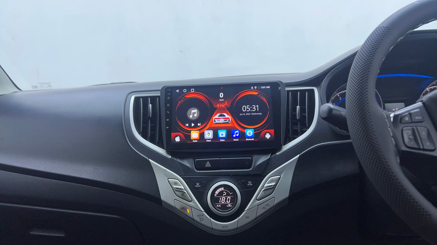 Used 2016 Maruti Suzuki Baleno Delta 1.2 AT Petrol Automatic interior MUSIC SYSTEM & AC CONTROL VIEW