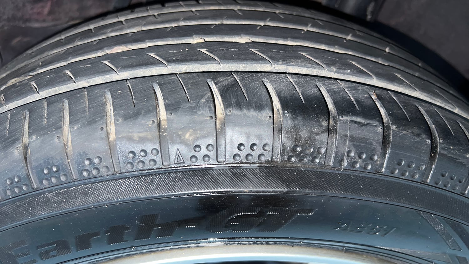 Used 2017 Honda Jazz V AT Petrol Petrol Automatic tyres LEFT REAR TYRE TREAD VIEW