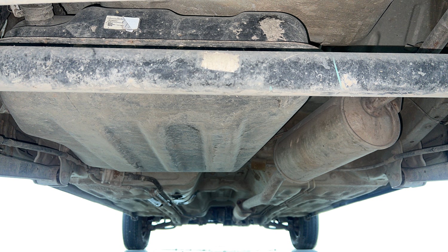 Used 2017 Maruti Suzuki Alto 800 LXi (O) Petrol Manual extra REAR UNDERBODY VIEW (TAKEN FROM REAR)