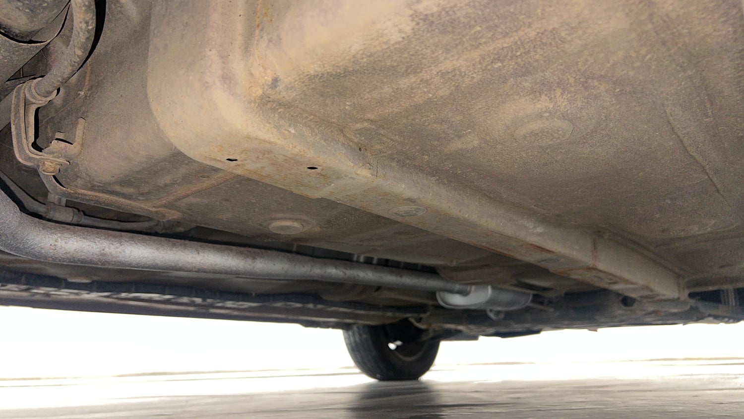 Used 2015 Hyundai Grand i10 Sportz 1.2 Kappa VTVT Petrol Manual extra REAR RIGHT UNDERBODY VIEW