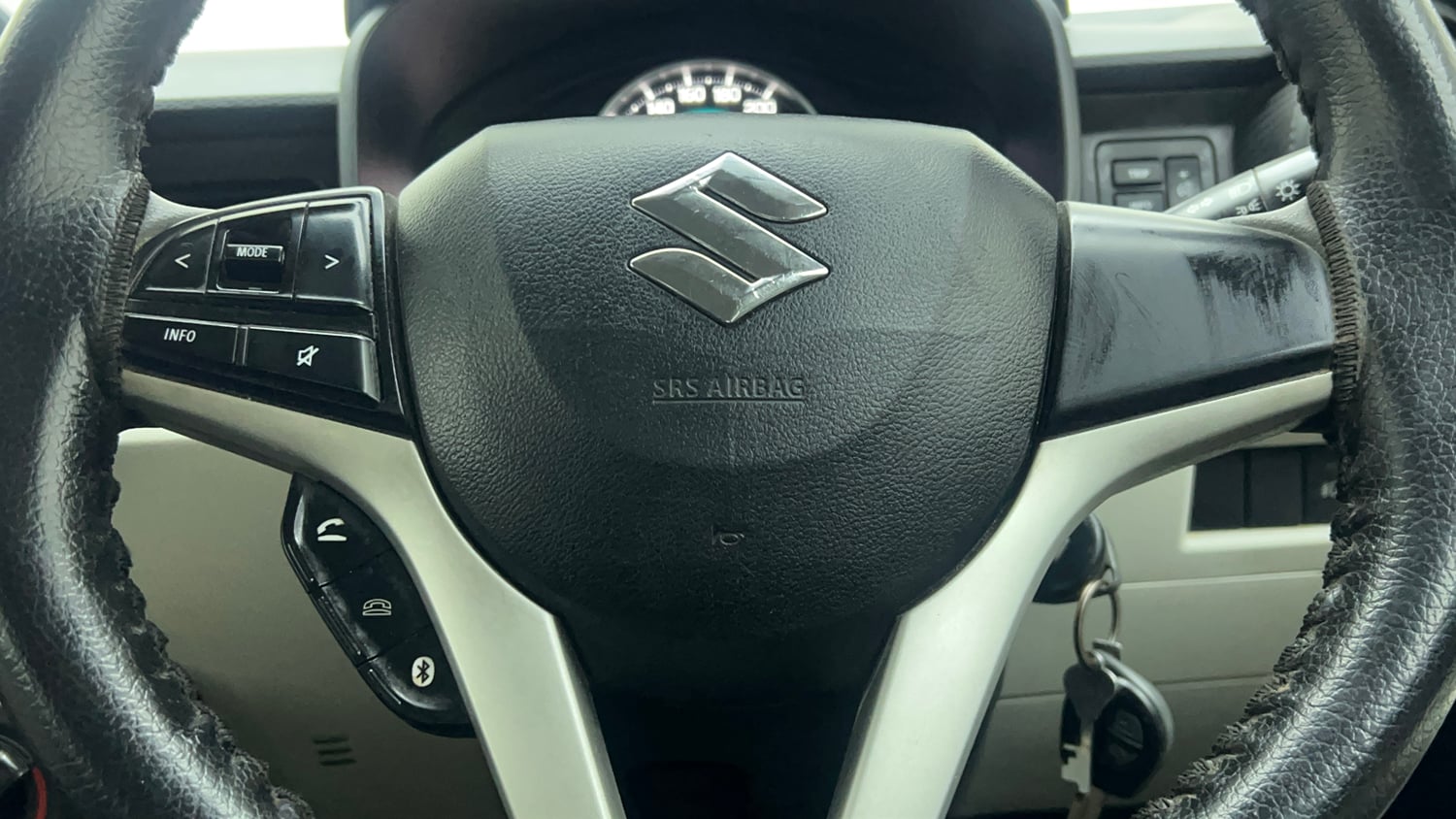 Used 2018 Maruti Suzuki Ignis Delta 1.2 AMT Petrol Automatic top_features Steering mounted controls
