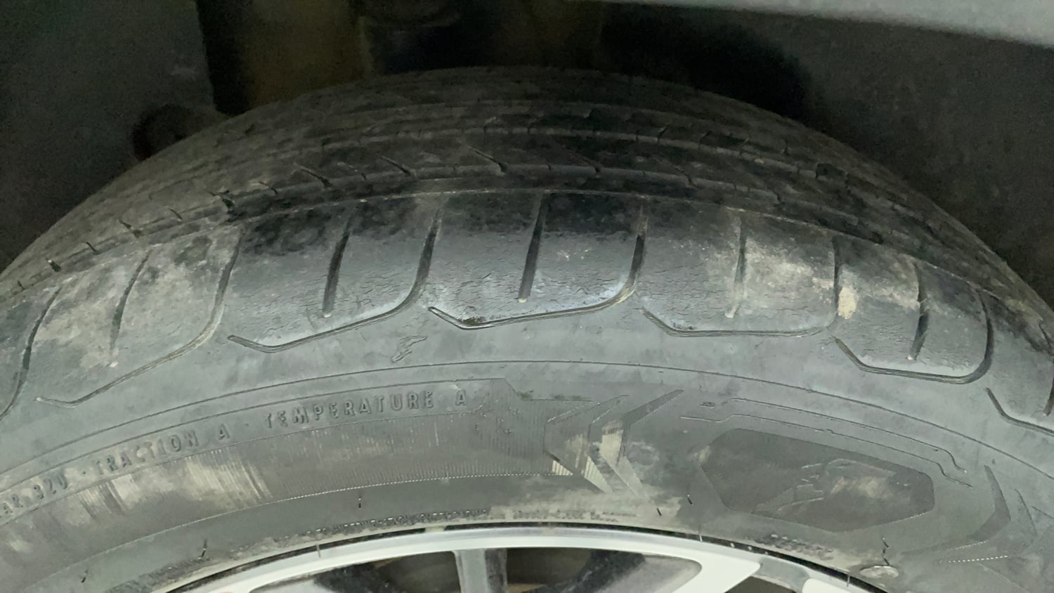 Used 2019 Kia Seltos GTX Plus 1.4 Petrol Manual tyres RIGHT REAR TYRE TREAD VIEW