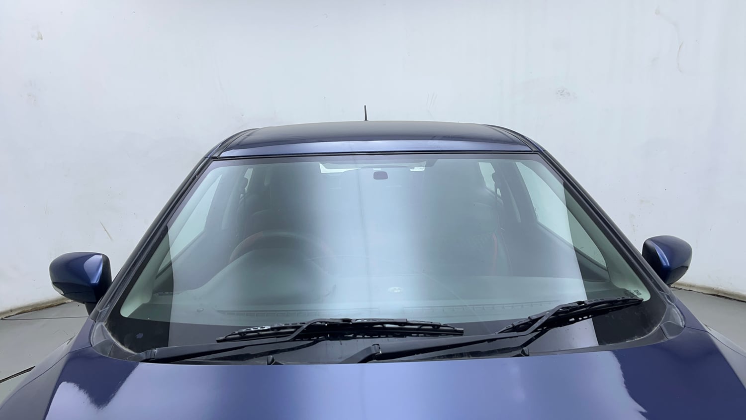 Used 2020 Maruti Suzuki Baleno Delta Petrol Manual exterior FRONT WINDSHIELD VIEW
