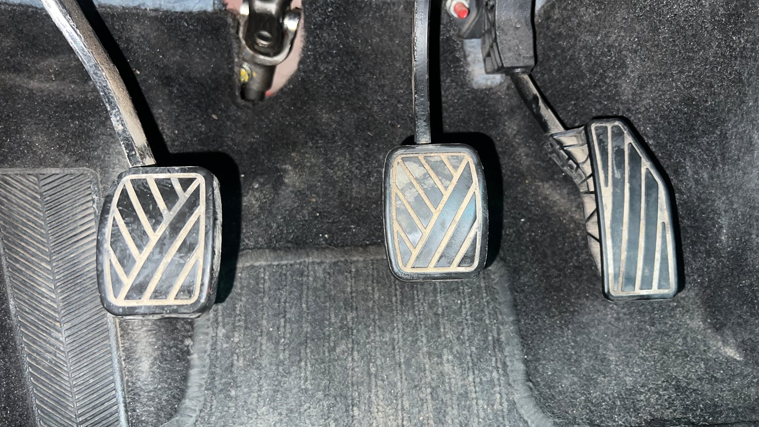 Used 2016 Maruti Suzuki Baleno Zeta 1.2 Petrol Manual interior PEDALS VIEW