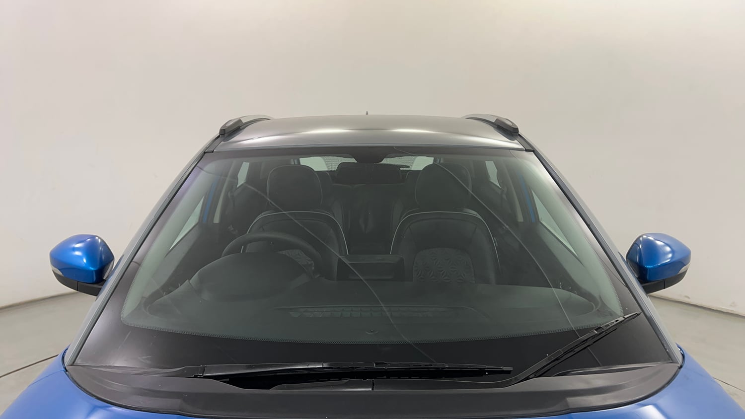 Used 2018 Tata Nexon XZ Plus Diesel Diesel Manual exterior FRONT WINDSHIELD VIEW