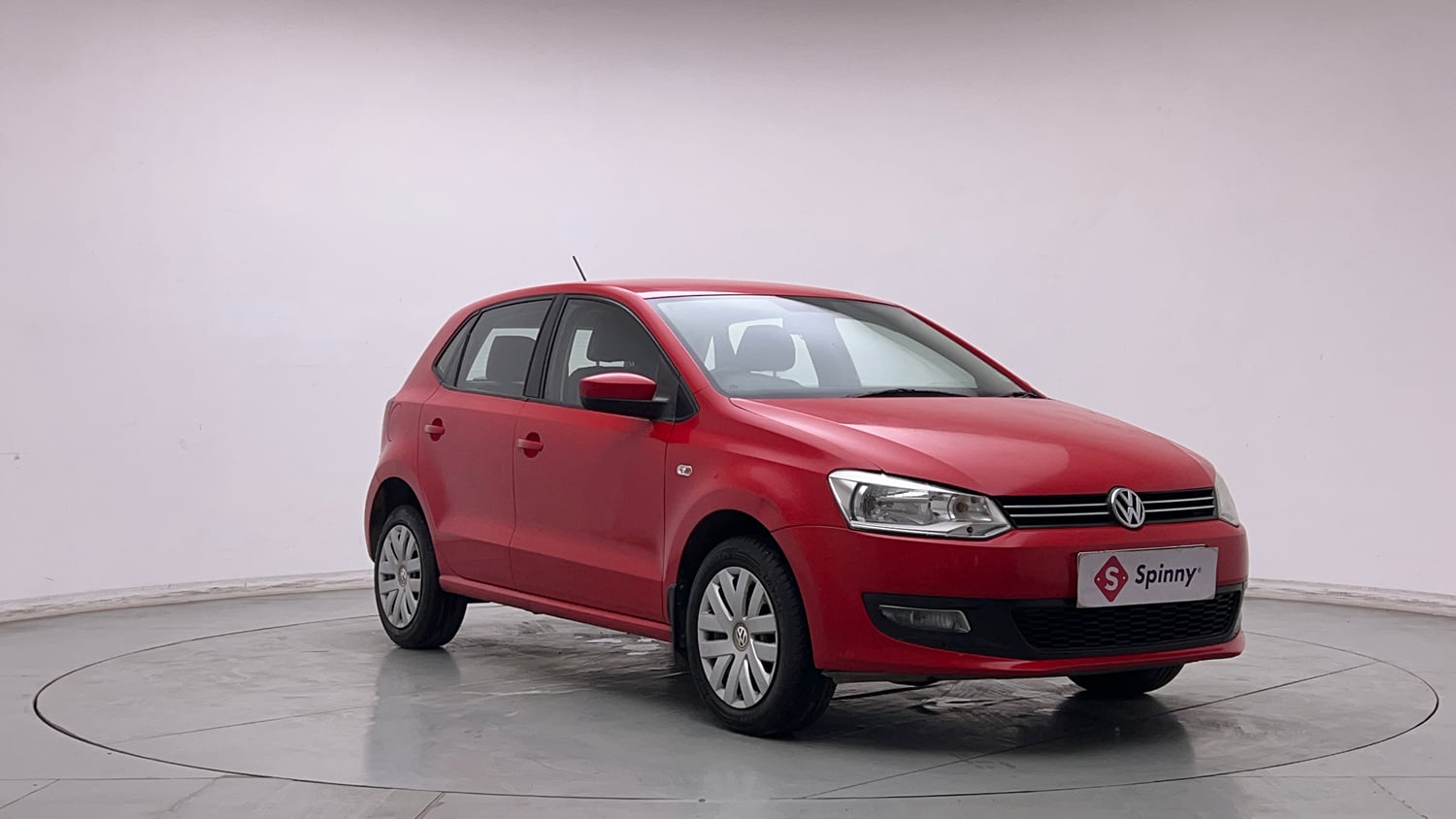 Used 2014 Volkswagen Polo Comfortline 1.2L (P) Petrol Manual exterior RIGHT FRONT CORNER VIEW