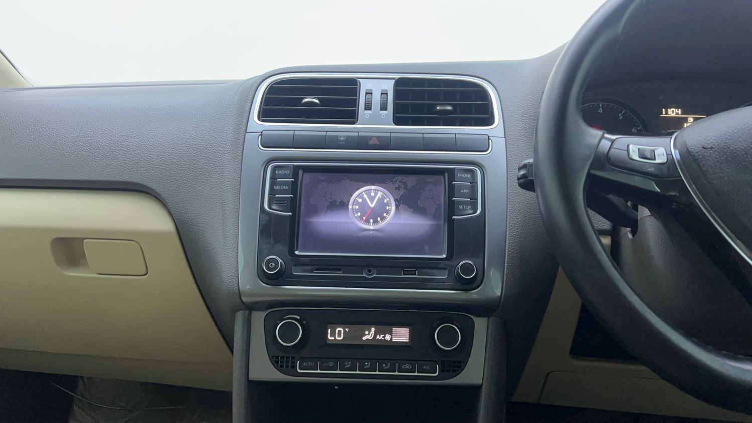 Used 2022 Volkswagen Vento Highline 1.0L TSI Petrol Manual interior MUSIC SYSTEM & AC CONTROL VIEW