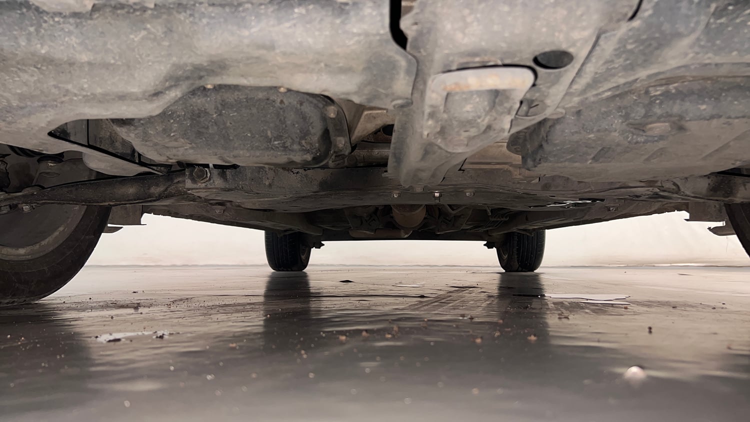 Used 2018 Toyota Corolla Altis VL CVT Petrol Petrol Automatic extra FRONT LEFT UNDERBODY VIEW