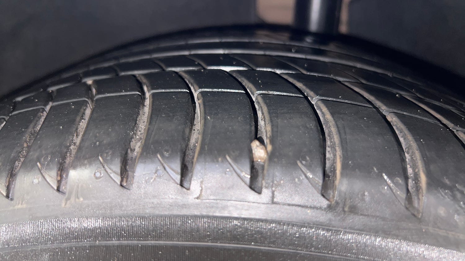 Used 2022 BMW 5 Series Carbon Edition Petrol Automatic tyres LEFT REAR TYRE TREAD VIEW