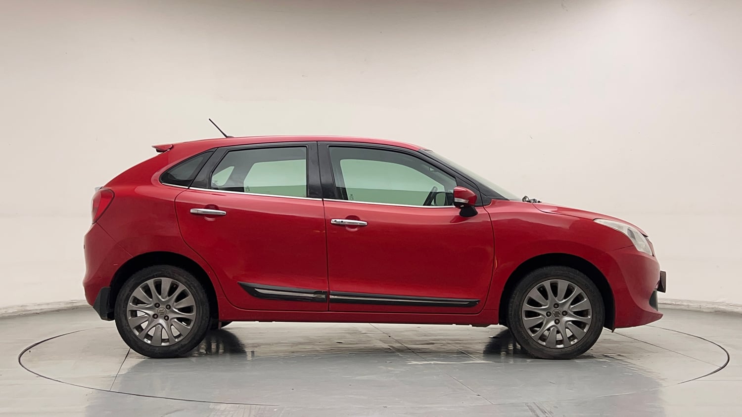 Used 2016 Maruti Suzuki Baleno Zeta 1.2 Petrol Manual exterior RIGHT SIDE VIEW