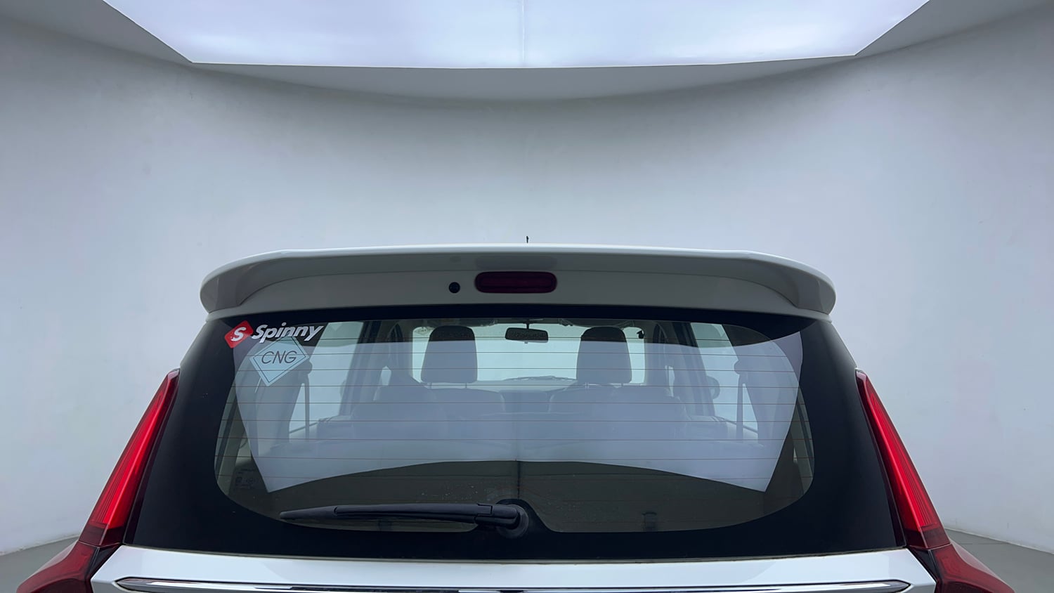 Used 2023 Maruti Suzuki Ertiga ZXi (O) CNG Cng Manual exterior BACK WINDSHIELD VIEW