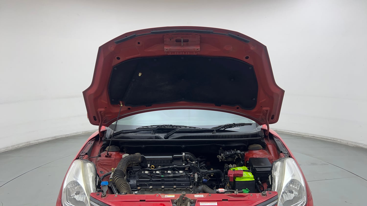 Used 2016 Maruti Suzuki Baleno Zeta 1.2 Petrol Manual engine ENGINE & BONNET OPEN FRONT VIEW