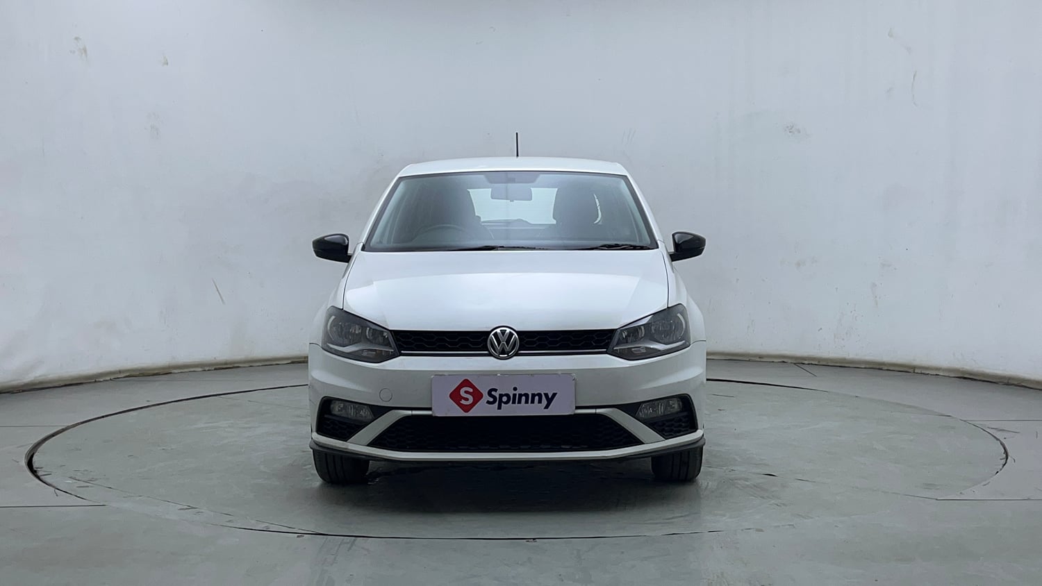 Used 2020 Volkswagen Polo Comfortline Plus 1.0L MPI Petrol Manual exterior FRONT VIEW