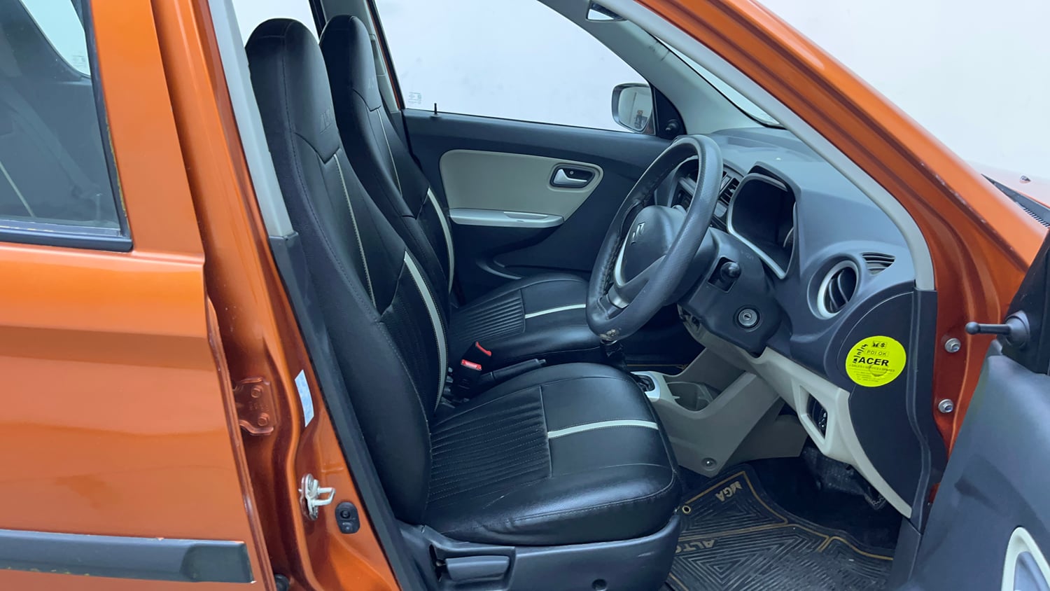 Used 2015 Maruti Suzuki Alto K10 VXi (O) Petrol Manual interior RIGHT SIDE FRONT DOOR CABIN VIEW