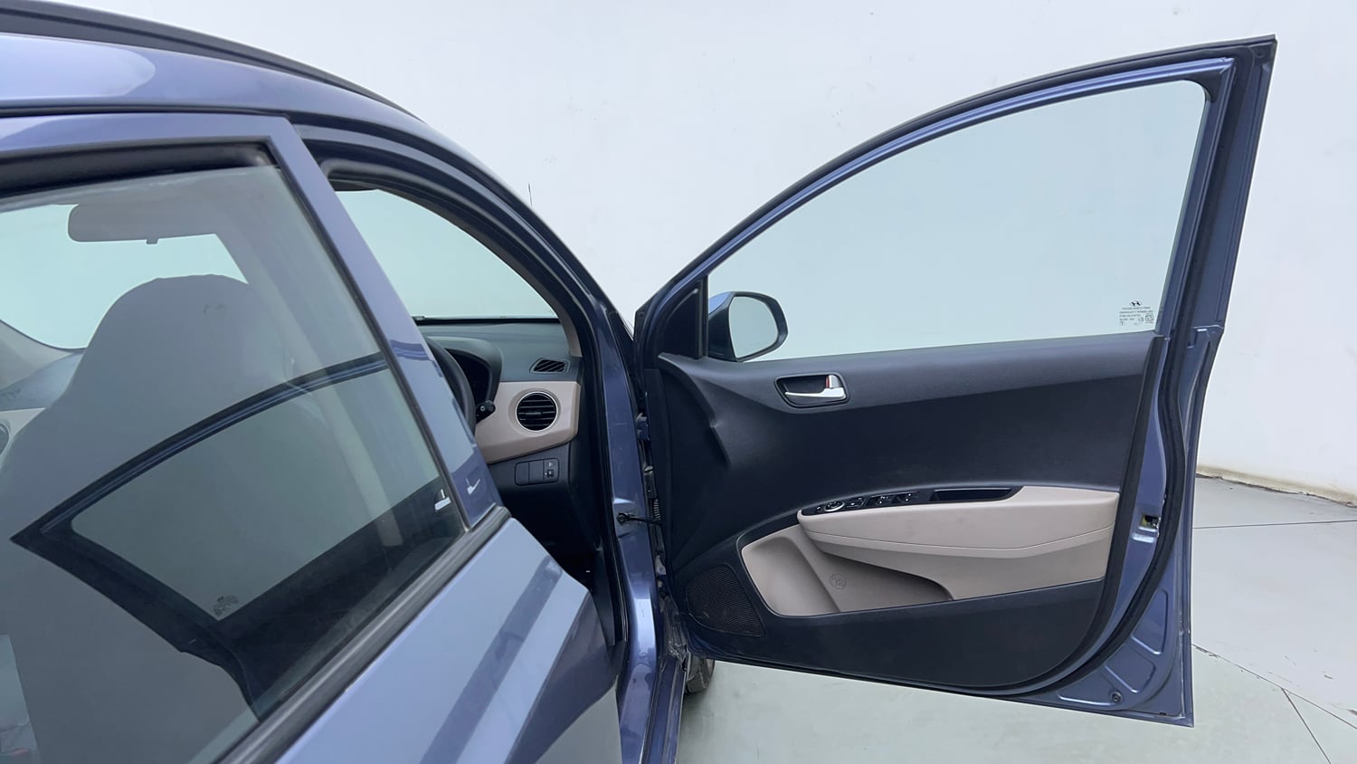 Used 2016 Hyundai Grand i10 Sportz 1.1 CRDi Diesel Manual interior RIGHT FRONT DOOR OPEN VIEW