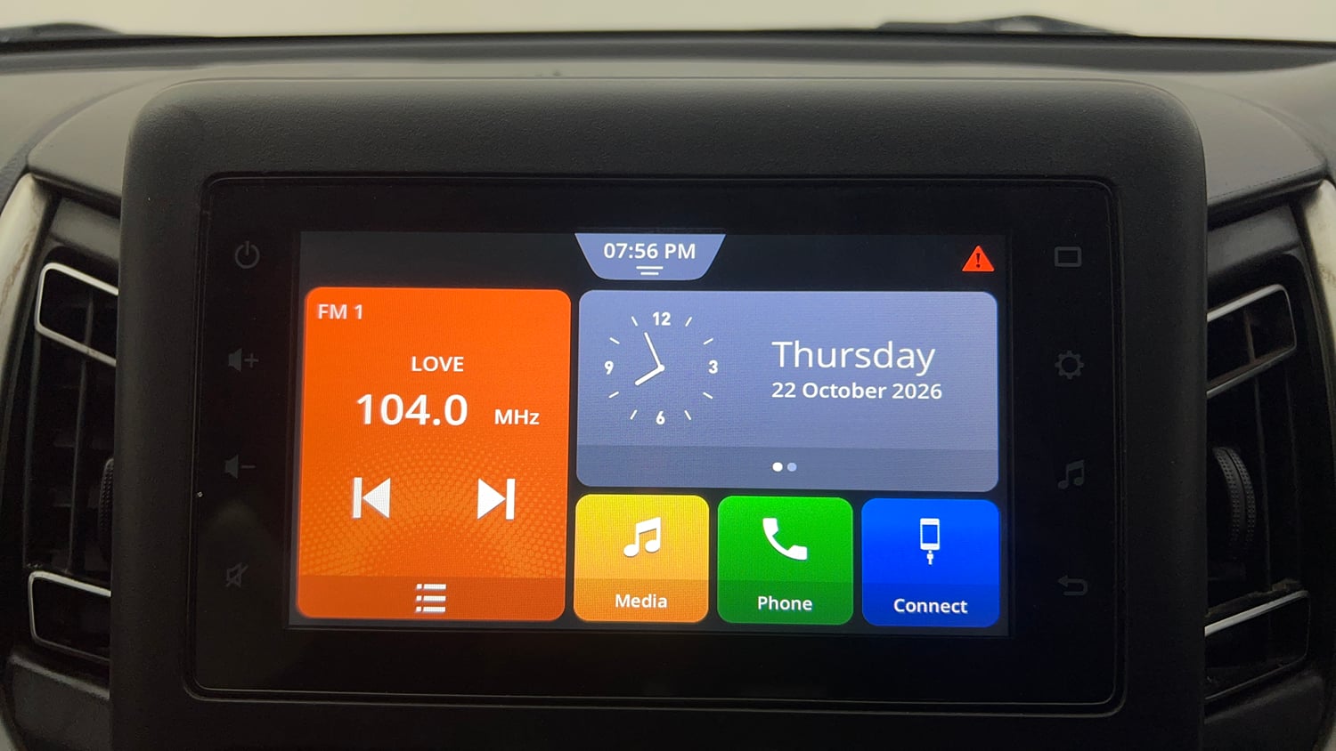 Used 2024 Maruti Suzuki Celerio ZXi Plus Petrol Manual top_features Integrated (in-dash) music system